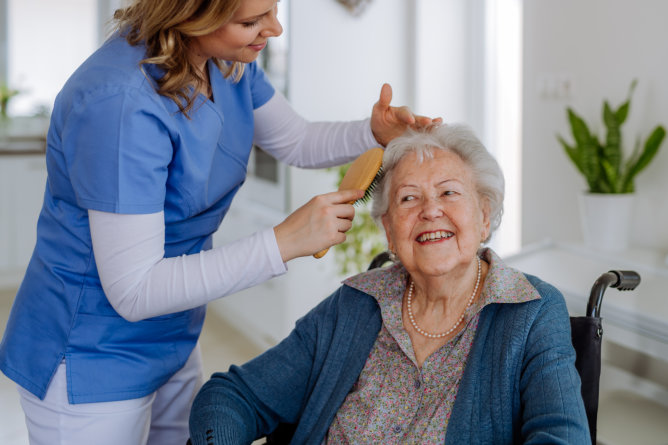 elderly-care-the-vital-role-of-grooming-assistance