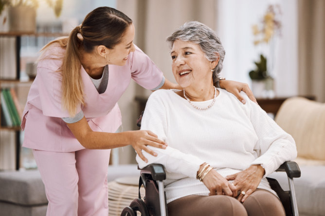 strengthening-communication-with-bilingual-home-care